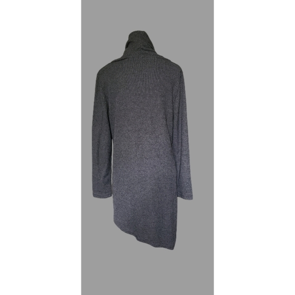 CREATION Grey Tunic TopWith Cowl Neck Size Small NWT - Picture 5 of 5
